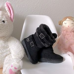 MICHAEL KORS WINTER BOOTS